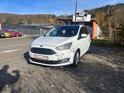 Weiß Gebraucht 2018 Ford C-MAX Titanium Van / Kleinbus | 11.799 € (Guter Preis)