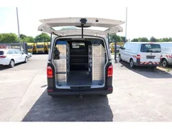 Weiss Gebraucht 2017 VW T6 Van | 17.136 € (Guter Preis)