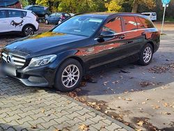 Schwarz Gebraucht 2016 Mercedes C200 Kombi | 9.900 €
