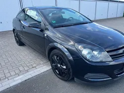 Gebraucht 2005 Opel Astra GTC Limousine | 1.999 € (Etwas zu teuer)