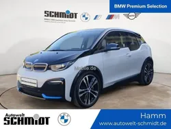 Weiß Gebraucht 2022 BMW i3 Performance Kleinwagen | 22.090 € (Fairer Preis)