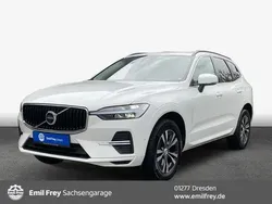 Weiß Gebraucht 2022 Volvo XC60 Momentum SUV | 34.490 € (Guter Preis)