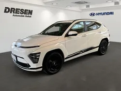 Weiss Neu 2025 Hyundai Kona Trend SUV | 38.390 € (Fairer Preis)