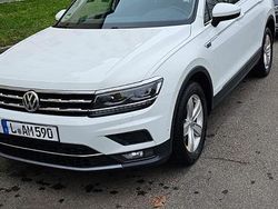 Weiß Gebraucht 2018 VW Tiguan SUV | 23.800 € (Teuer)