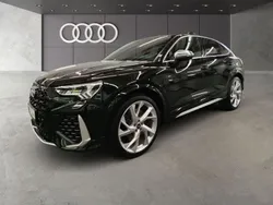 Mythosschwarz metallic Gebraucht 2022 Audi RS Q3 Sportback Ambiente SUV | 53.440 € (Guter Preis)