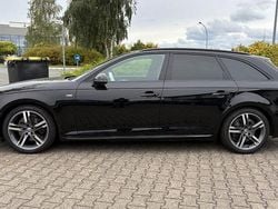Schwarz Gebraucht 2019 Audi A4 Black Edition Kombi | 20.800 € (Etwas zu teuer)