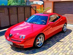 Rot Gebraucht 1998 Alfa Romeo GTV Lusso | 9.000 € (Etwas zu teuer)