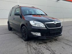 Schwarz Gebraucht 2013 Skoda Roomster Ambition Van / Kleinbus | 4.049 € (Fairer Preis)