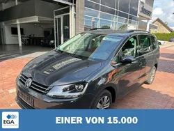 Grau Gebraucht 2020 VW Sharan Comfortline Van / Kleinbus | 26.260 € (Fairer Preis)