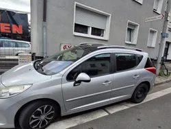 Silber Gebraucht 2009 Peugeot 207 Tendance Kombi | 750 € (Superpreis)
