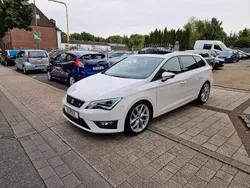 Weiß Gebraucht 2016 Seat Leon ST FR Kombi | 15.890 € (Etwas zu teuer)