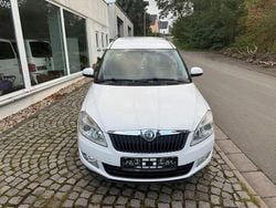 Weiß Gebraucht 2012 Skoda Roomster Ambition Kombi | 3.800 € (Guter Preis)