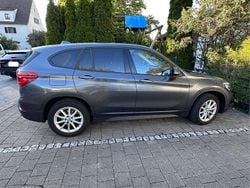 Grau Gebraucht 2018 BMW X1 Advantage SUV | 21.500 € (Guter Preis)