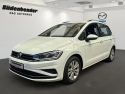 Weiß Gebraucht 2020 VW Golf VII Comfortline Limousine | 17.870 € (Fairer Preis)