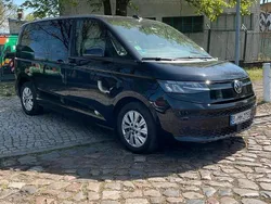 Schwarz Gebraucht 2022 VW T7 Van | 51.950 € (Guter Preis)