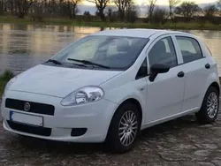 Weiß Gebraucht 2010 Fiat Punto Evo Active Kleinwagen | 2.100 € (Fairer Preis)