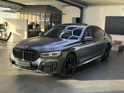 Grau Gebraucht 2021 BMW 740 M Sport Limousine | 48.999 € (Teuer)