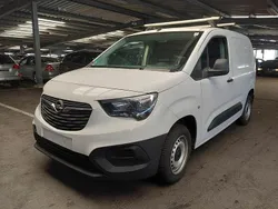 Weiß Gebraucht 2019 Opel Combo Van / Kleinbus | 4.699 € (Fairer Preis)