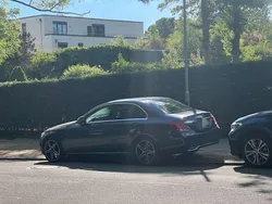 Grau Gebraucht 2015 Mercedes C220 Avantgarde Limousine | 18.800 € (Fairer Preis)