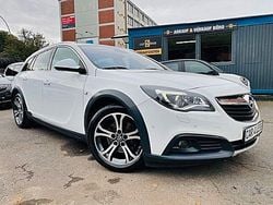 Weiß Gebraucht 2016 Opel Insignia Country Tourer Kombi | 7.990 € (Guter Preis)
