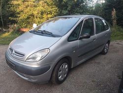 Silber Gebraucht 2001 Citroën Xsara Picasso Van / Kleinbus | 799 € (Guter Preis)
