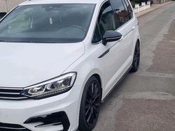 Weiß Gebraucht 2016 VW Touran Van / Kleinbus | 19.500 € (Teuer)