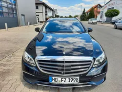 Schwarz Gebraucht 2016 Mercedes E220 Exclusive Limousine | 16.900 € (Teuer)