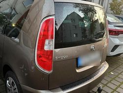 Braun Gebraucht 2013 Skoda Roomster Van / Kleinbus | 6.500 €