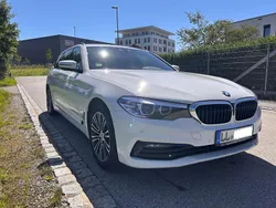 Weiß Gebraucht 2018 BMW 520 Sport Line Kombi | 22.900 € (Fairer Preis)