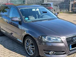 Grau Gebraucht 2011 Audi A3 Ambition Limousine | 6.800 € (Etwas zu teuer)