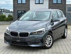 Grau Gebraucht 2021 BMW 216 Active Tourer Sport Line Van / Kleinbus | 10.948 €