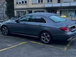 Grau Gebraucht 2017 Mercedes E220 Limousine | 28.000 € (Fairer Preis)