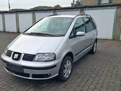 Silber Gebraucht 2007 Seat Alhambra Van / Kleinbus | 2.450 € (Guter Preis)