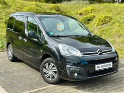Schwarz Gebraucht 2018 Citroën Berlingo SELECTION Van / Kleinbus | 21.999 €
