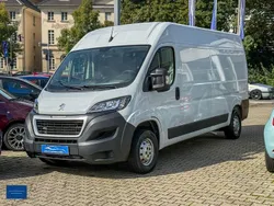 Weiß Gebraucht 2021 Peugeot Boxer Van | 19.990 € (Guter Preis)