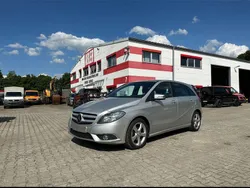 Silber Gebraucht 2014 Mercedes B180 Van / Kleinbus | 8.100 € (Guter Preis)