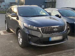 Grau Gebraucht 2019 Kia Sorento Vision SUV | 23.500 € (Guter Preis)
