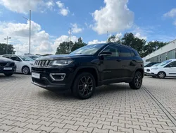 Diamond black crystal schwarz metallic Gebraucht 2020 Jeep Compass Limited SUV | 21.990 € (Etwas zu teuer)