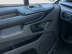 Frostweiß Gebraucht 2021 Ford Tourneo Kombi | 24.480 € (Etwas zu teuer)