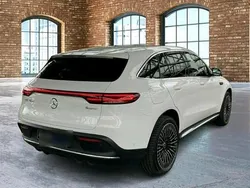 Weiß Gebraucht 2021 Mercedes EQC400 AMG SUV | 37.900 € (Fairer Preis)