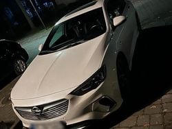 Weiß Gebraucht 2018 Opel Insignia Coupé | 21.500 € (Fairer Preis)