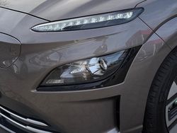 Metallic Gebraucht 2021 Hyundai Kona Edition 30+ SUV | 18.070 € (Fairer Preis)