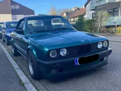 Grün Gebraucht 1993 BMW 318 Cabriolet M Sport Cabrio | 7.000 €