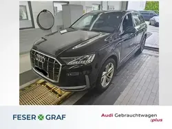 Mythosschwarz metallic Gebraucht 2021 Audi Q7 Comfort SUV | 47.990 € (Fairer Preis)