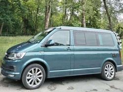 Grün Gebraucht 2016 VW Transporter California Van | 53.000 €