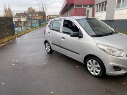 Silber Gebraucht 2011 Hyundai i10 Kleinwagen | 2.100 € (Fairer Preis)