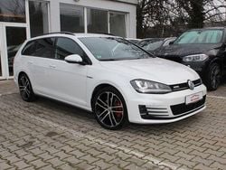 Weiß Gebraucht 2015 VW Golf VII GTD Kombi | 12.499 € (Guter Preis)