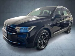 Schwarz Gebraucht 2023 VW Tiguan Active SUV | 32.880 € (Guter Preis)
