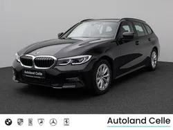 Schwarz 2668schwarz Gebraucht 2022 BMW 320 Sport Line Limousine | 23.999 € (Superpreis)