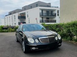 Schwarz Gebraucht 2008 Mercedes E200 Limousine | 9.600 €